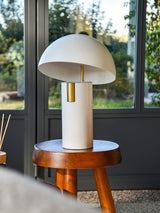 ModernGlow | Elegant Bordlampe med Unik Design