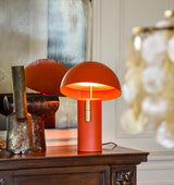 ModernGlow | Elegant Bordlampe med Unik Design